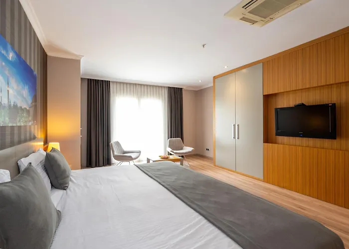 Klas Old מלון 4*