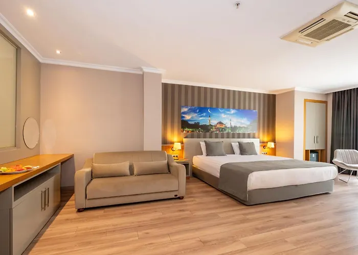 מלון Klas Old 4*