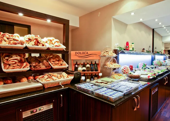 מלון Klas Old 4*