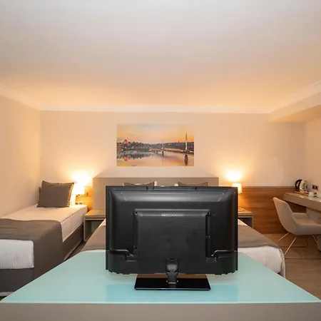 Hotell Klas Old 4*