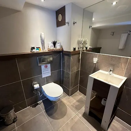 Hotell Klas Old 4*