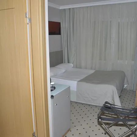Klas Old Hotel 4*