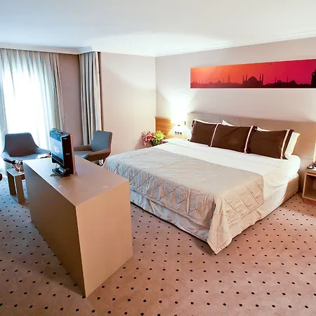 Hotell Klas Old 4*